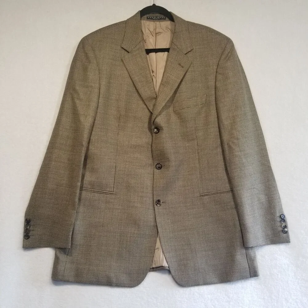 Hugo Boss 44R Sport Coat 3 Button Tan Silk Wool Blend Plaid Classic Business